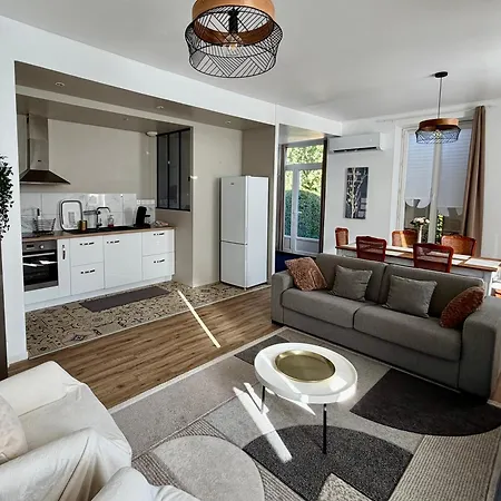 Maison 85 M2 Deux * Cazeres
